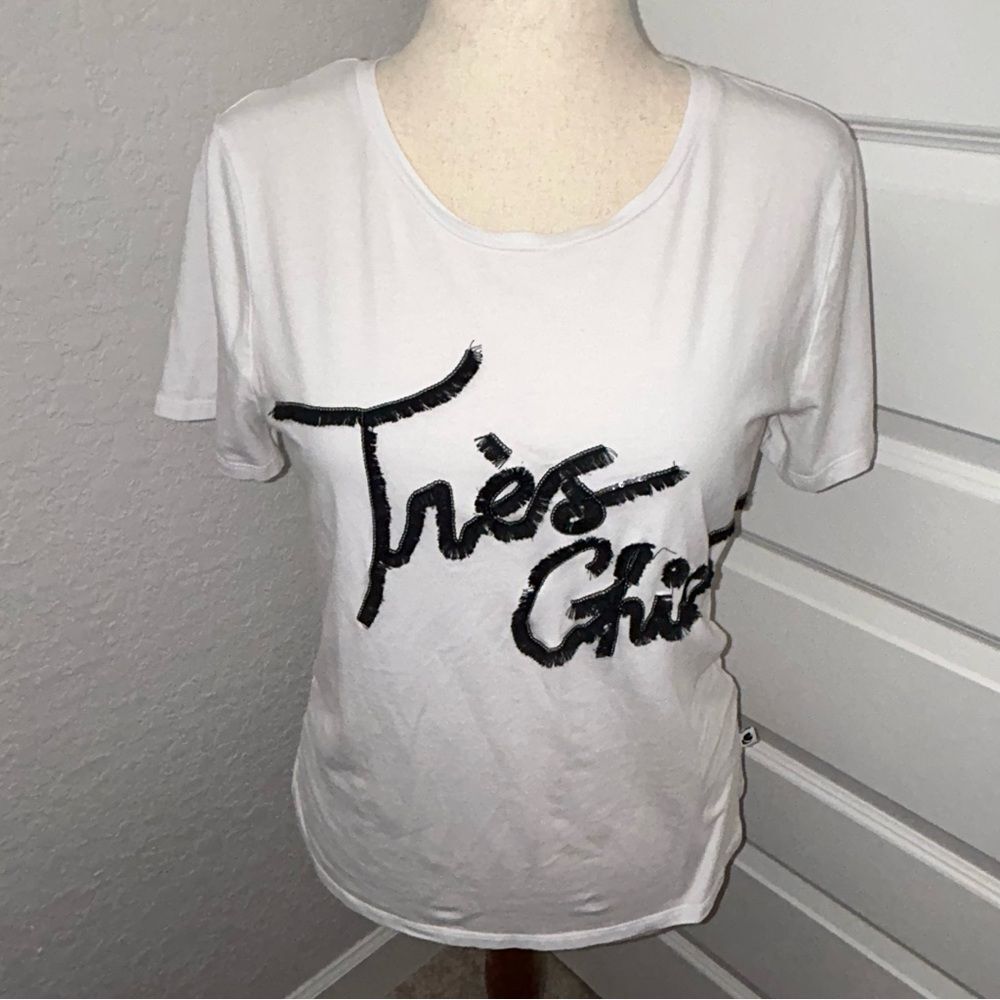 Karl Lagerfeld “Tres Chic” Fringe Logo Short Sleeve T-Shirt Top